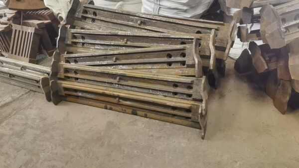 Heavy-duty Conveyor Chain Plate - Image 2